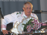 Поэт Евгений Евтушенко Зеленокумск, 2010г.