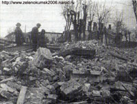 Железнодорожный вокзал в руинах. Село Воронцово-Александровское 1943 г.