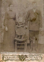   Шевченко Г.Ф.,его жена и дочь. 1911 г.